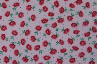 Tela de flores rojas con tallo verde y fondo blanco